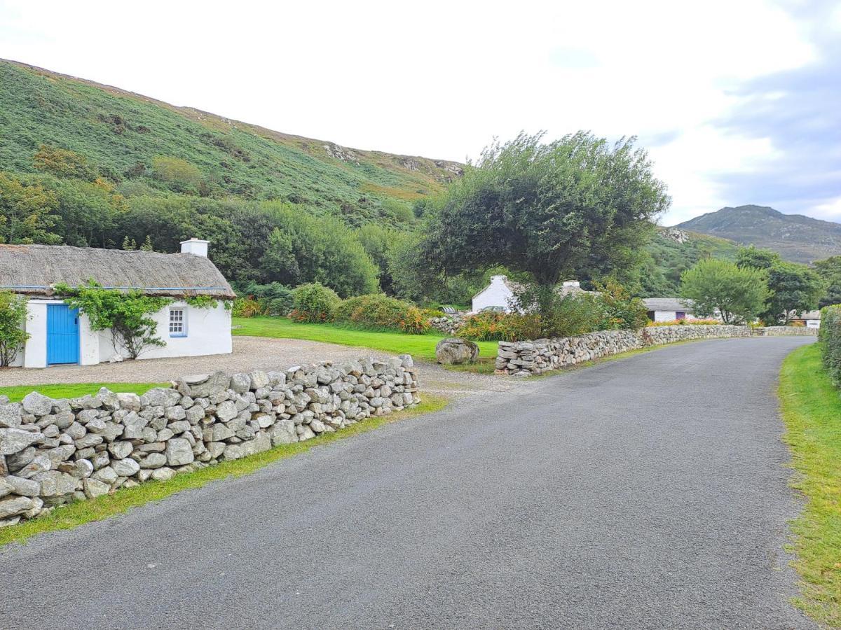 Red Gate Cottage Buncrana Exterior photo